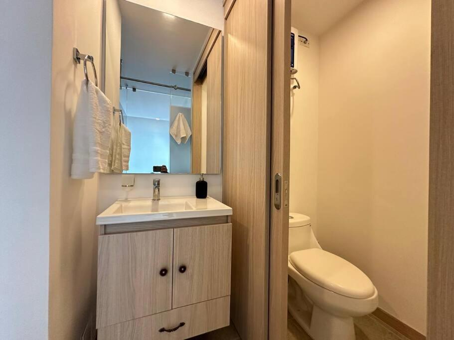 Belmonte 220-Lindo apartamento en Av centenario con piscina