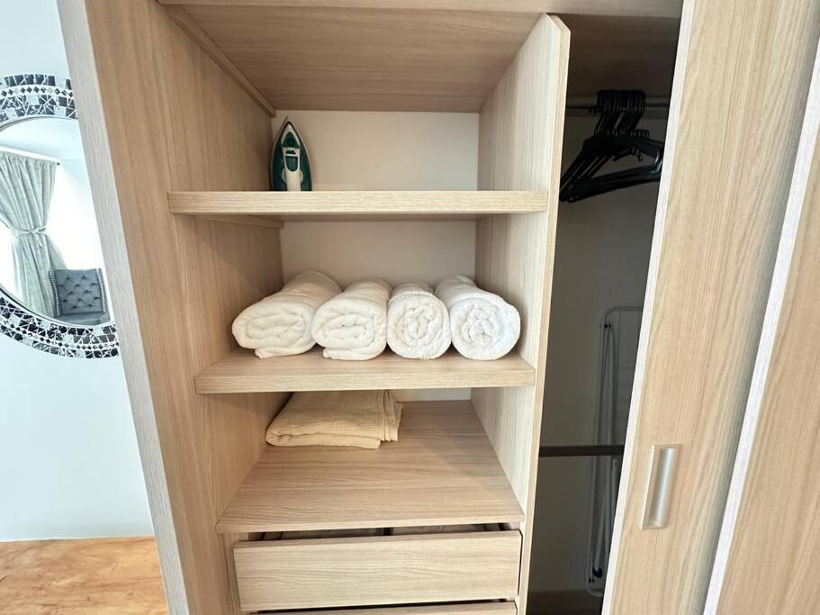 Belmonte 220-Lindo apartamento en Av centenario con piscina