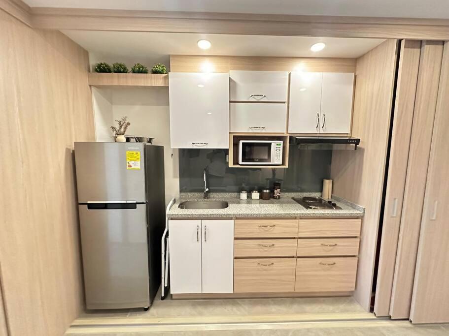 Belmonte 220-Lindo apartamento en Av centenario con piscina