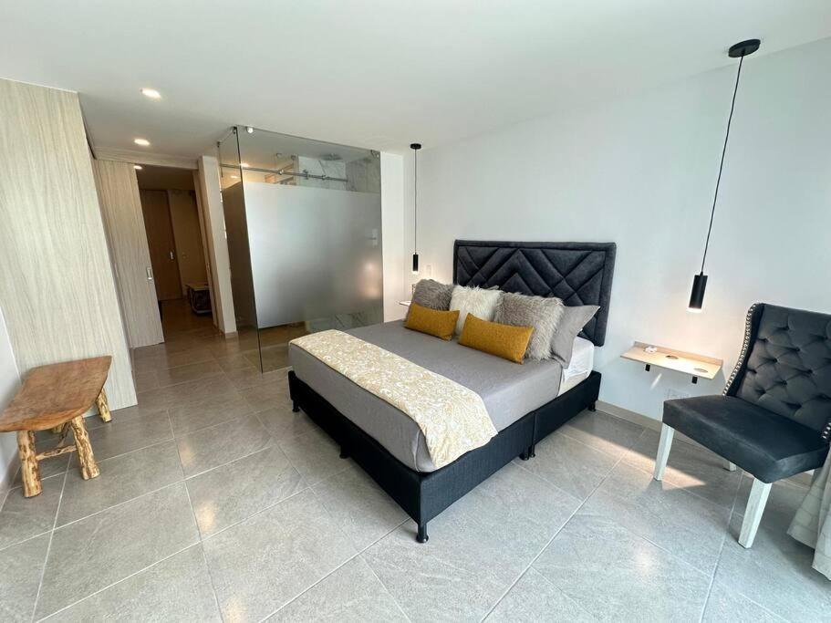 Belmonte 220-Lindo apartamento en Av centenario con piscina