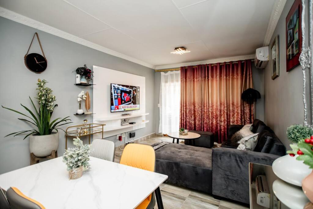 Luxuriously finished 2 bedroom view 3