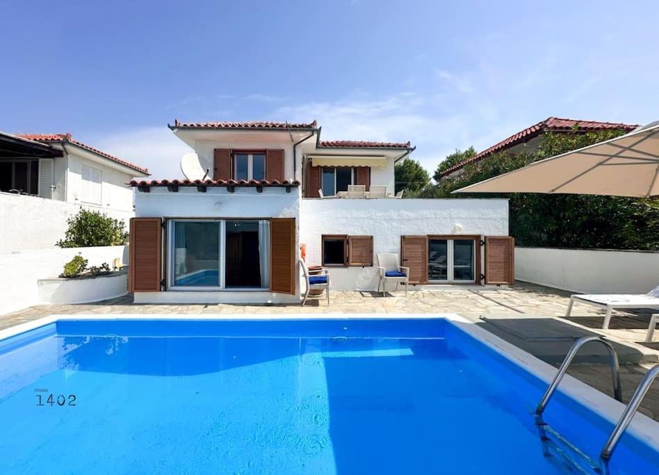 Villa Kosmos