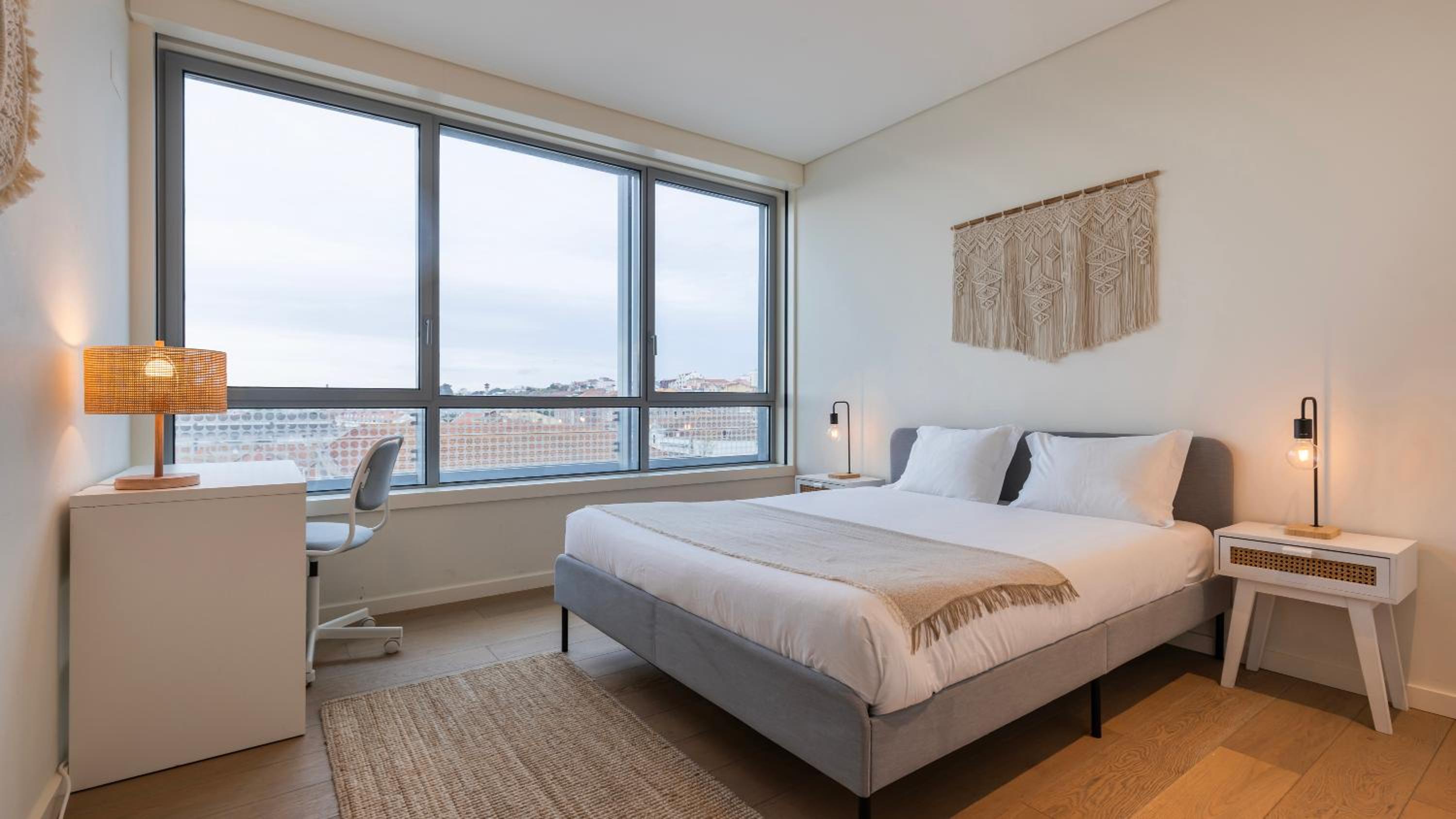 River View 1BDR Apartment by LovelyStay