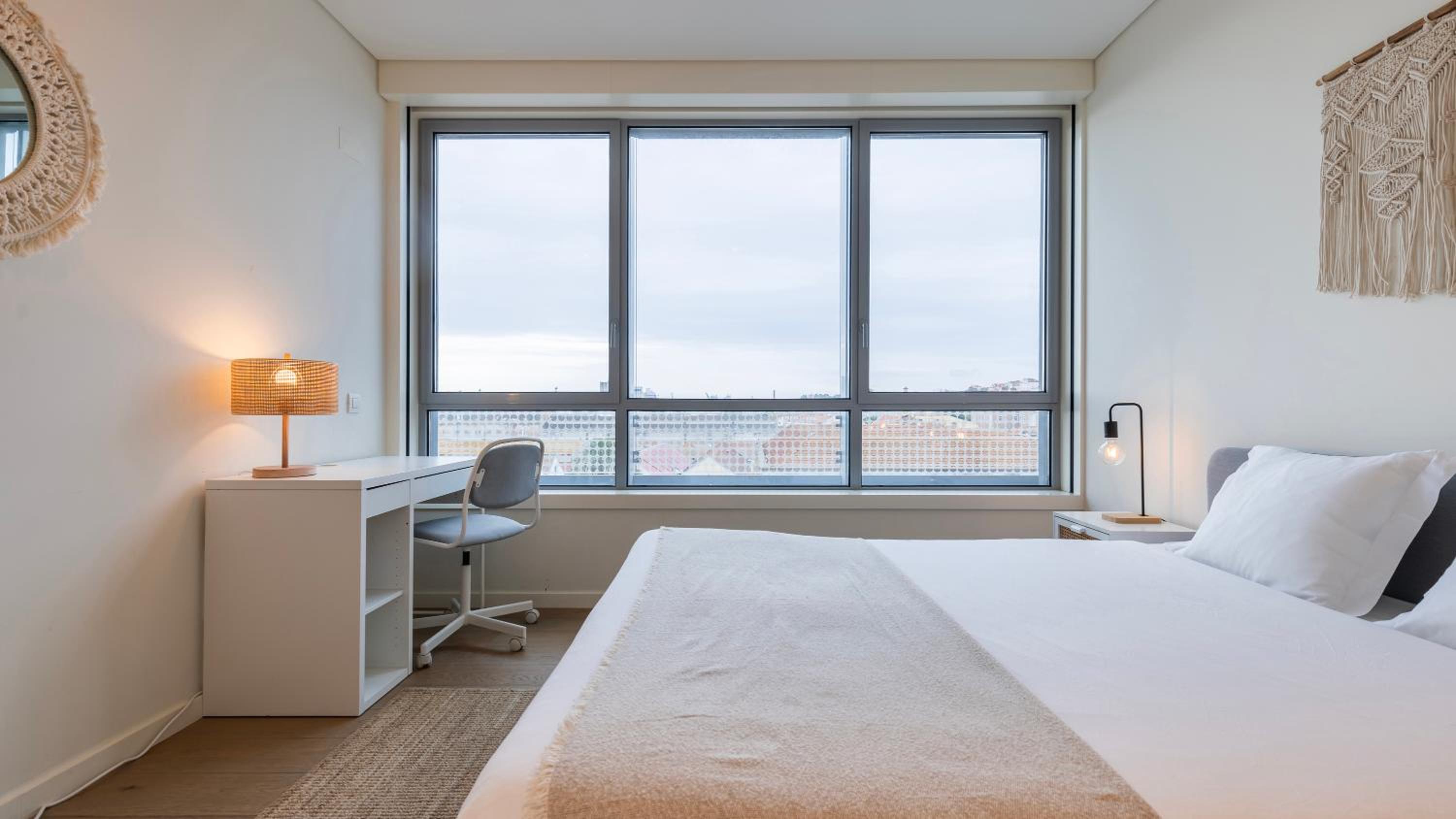 River View 1BDR Apartment by LovelyStay