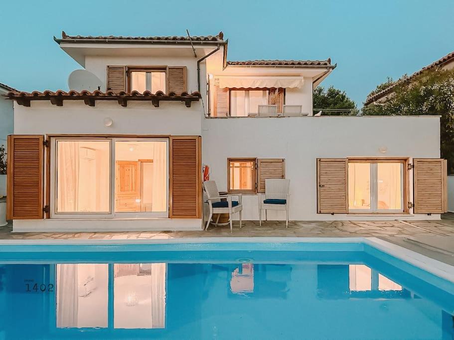 Villa Kosmos
