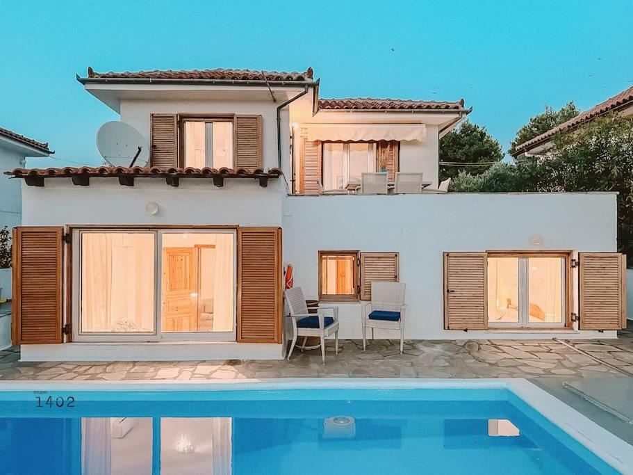 Villa Kosmos