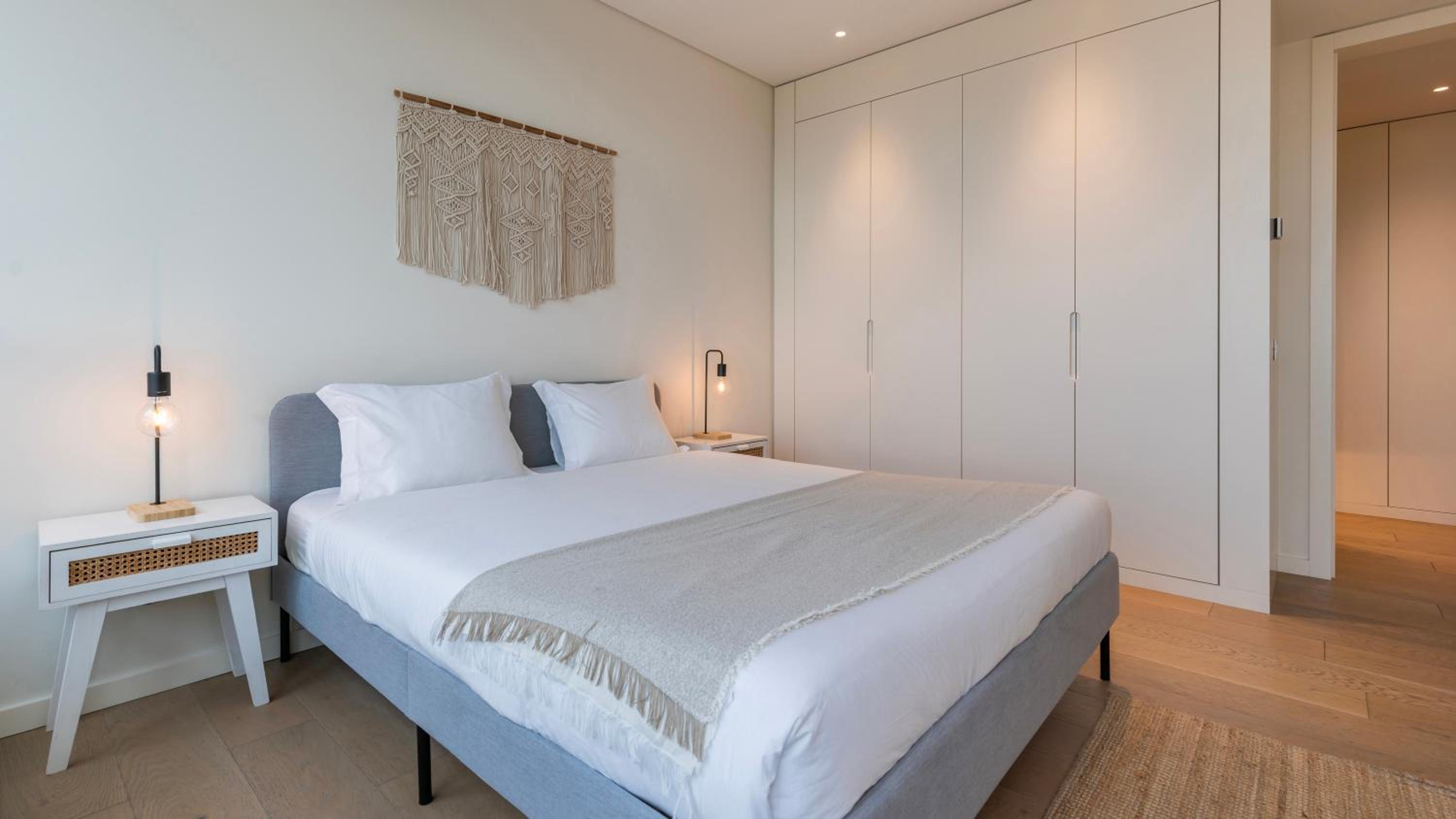 River View 1BDR Apartment by LovelyStay