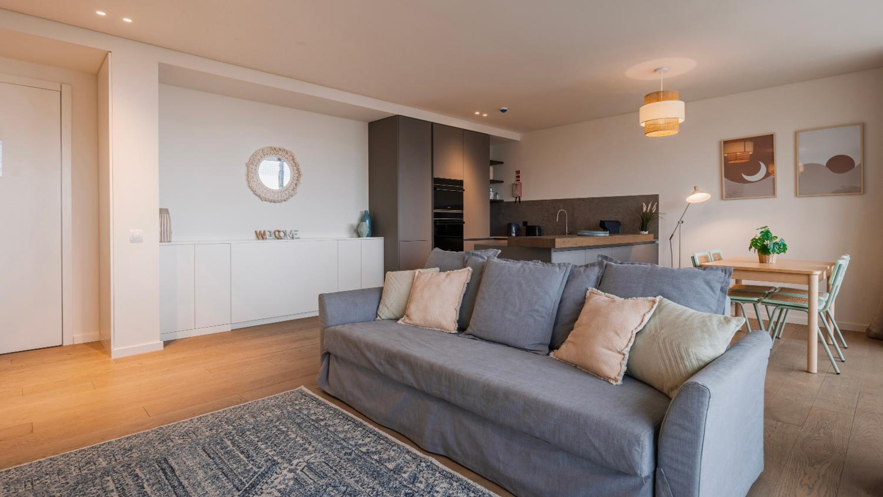 River View 1BDR Apartment by LovelyStay