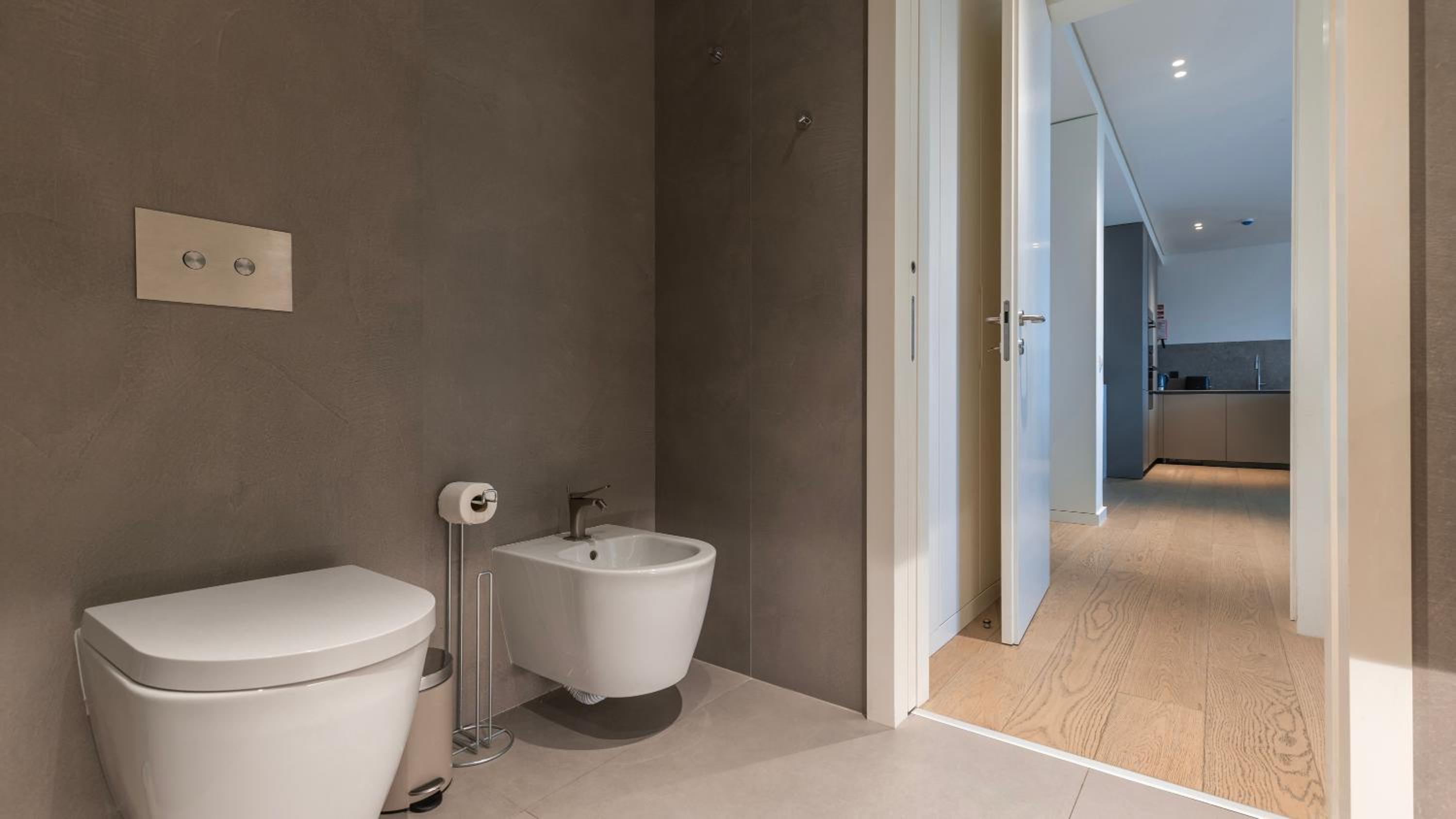 River View 1BDR Apartment by LovelyStay