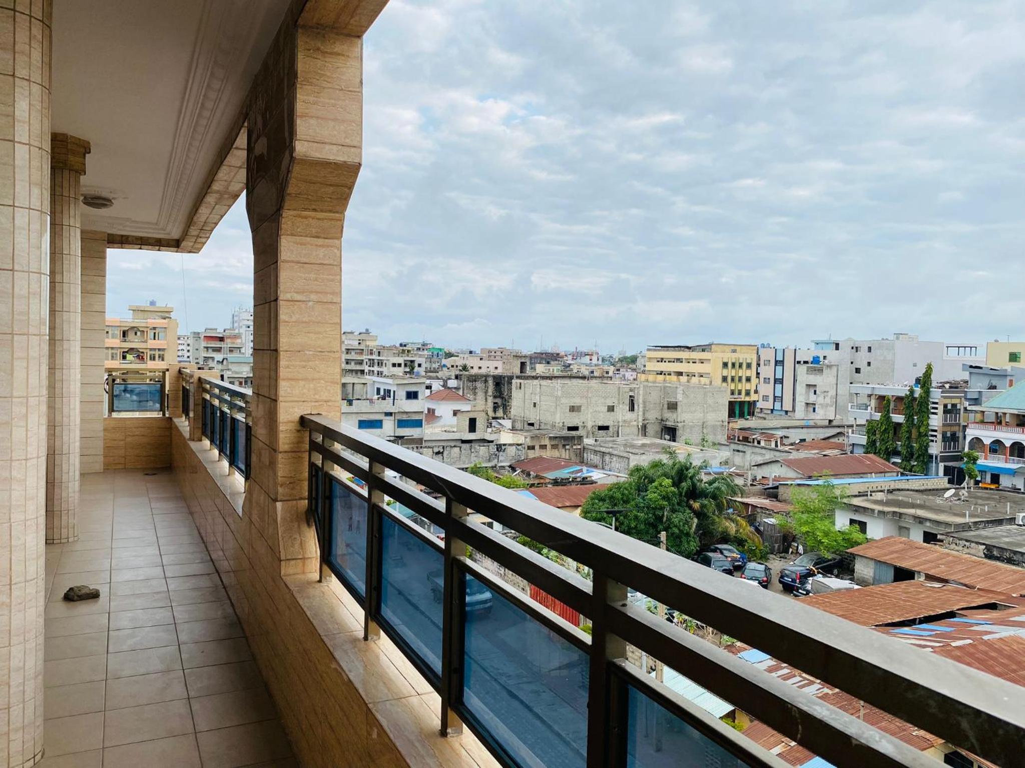 Space Appartement 2 chambres et balcon Fleuris Negoce Akpakpa