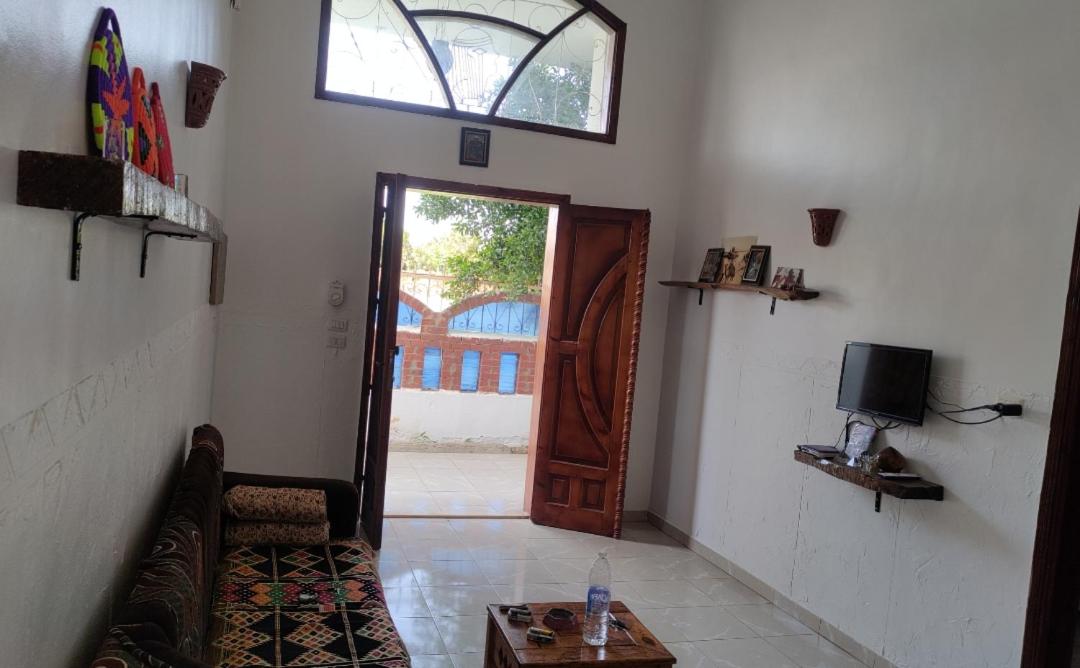 Pro Luxor guest house