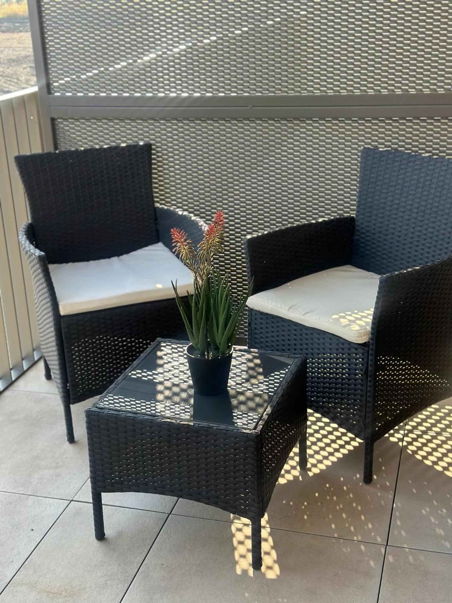 BNB New Luxury Apartment in the Center with optional parking