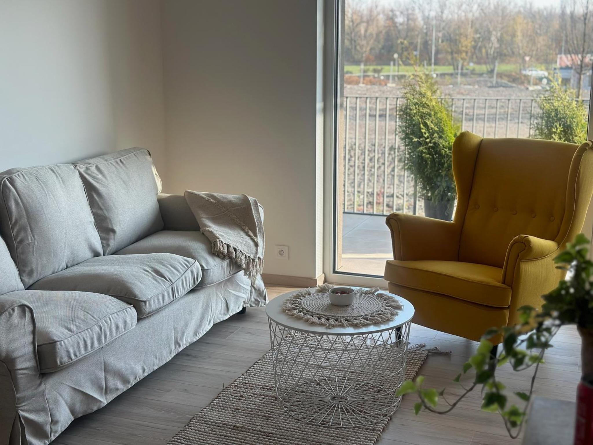 BNB New Luxury Apartment in the Center with optional parking