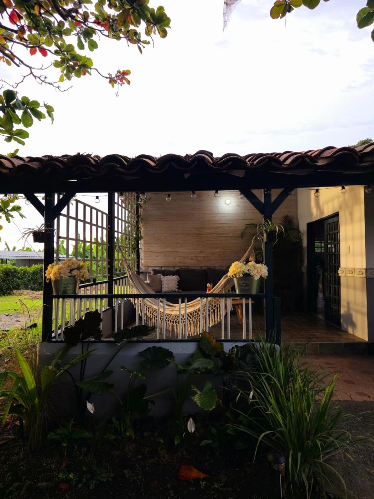 Finca Turistica Completa Tierra Nueva, a 5m del Parque Arrieros y 20m del Parque del Cafe y Panaca conectate con la naturaleza y disfruta de un lugar unico