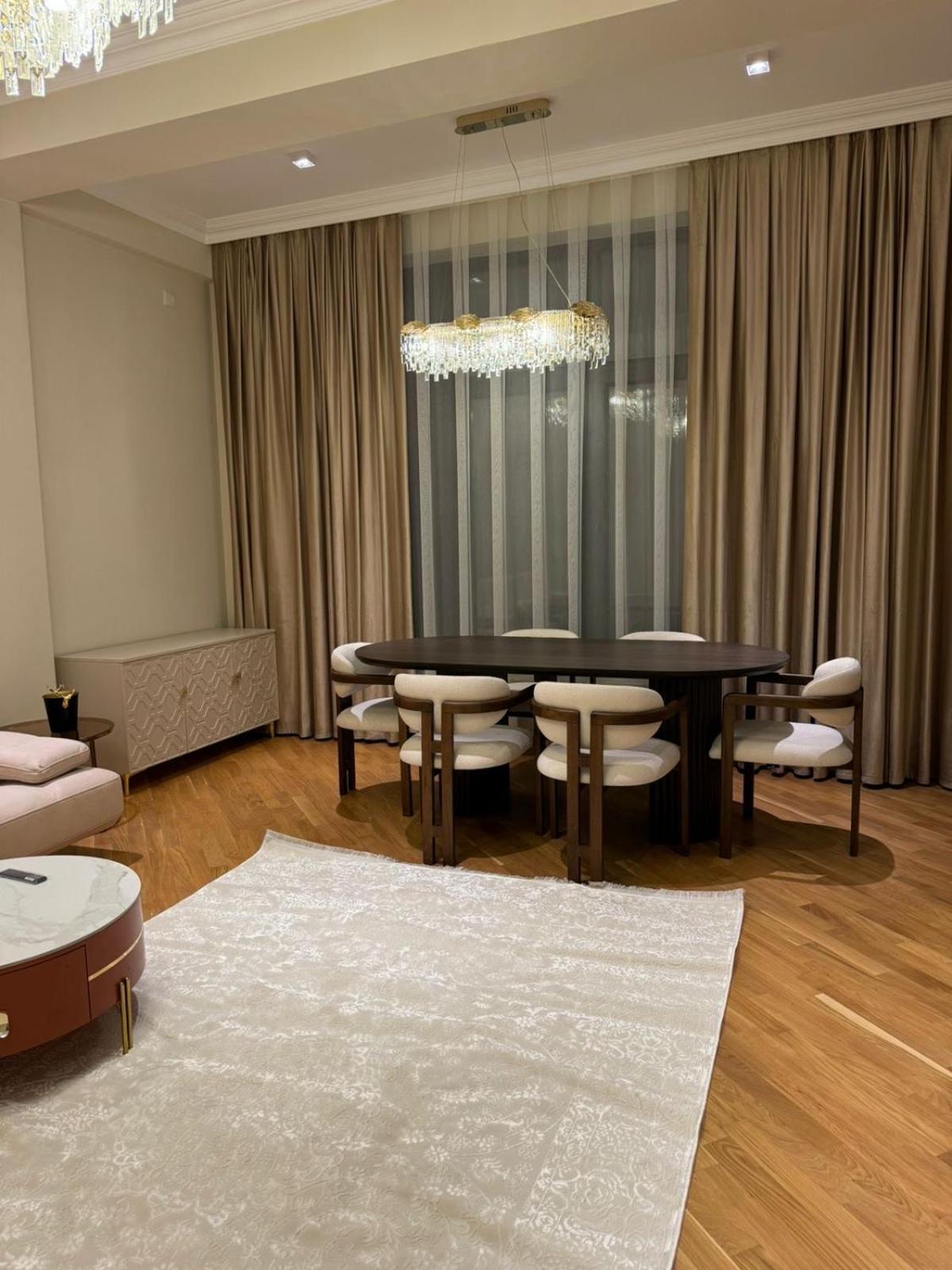 Central Apartment - Port Baku Mall