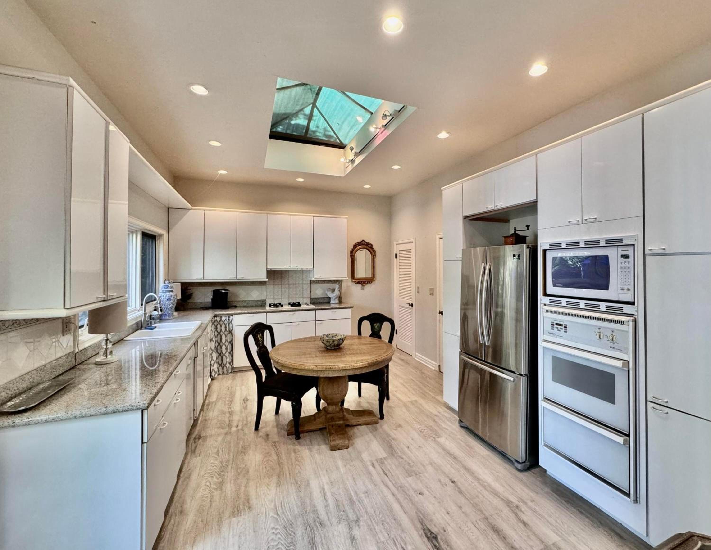 Luxury home with ocean view view 2