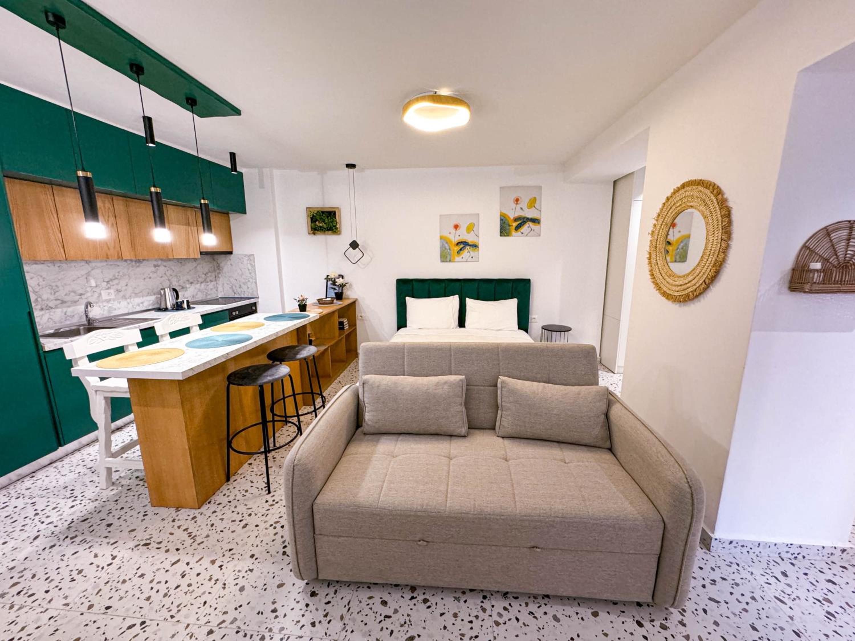 Tirana Lovely Apartment 1
