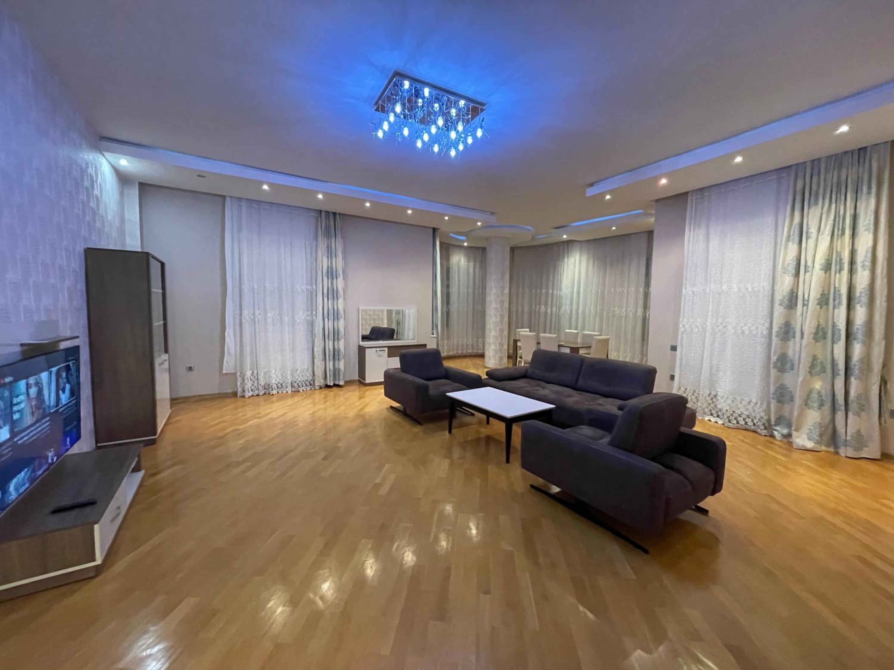 BEST apartment 70