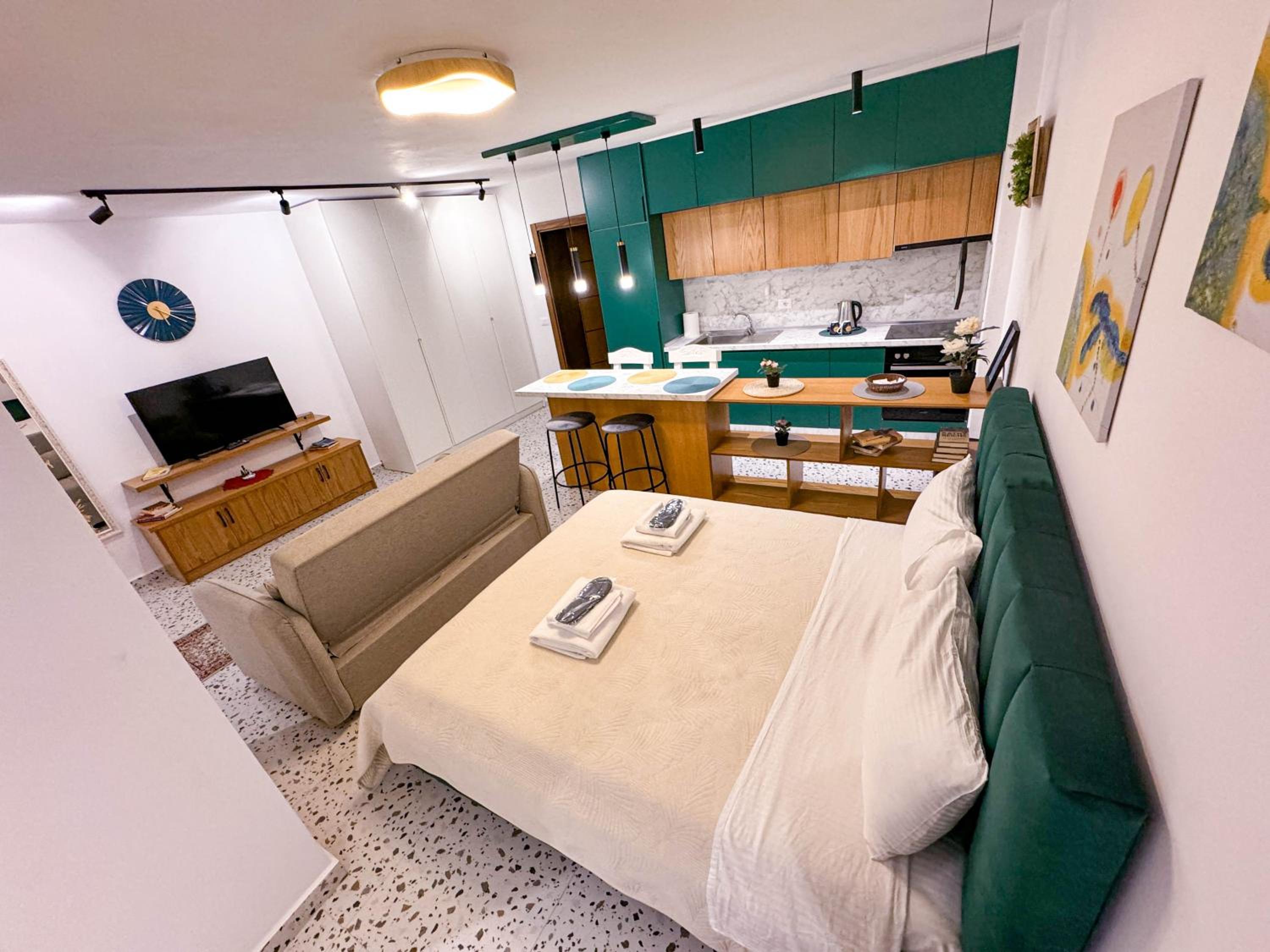 Tirana Lovely Apartment 1