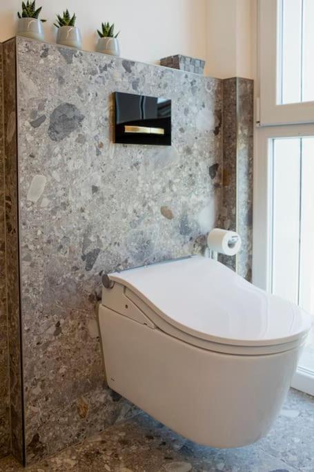 Luxury House - Small Heated Pool view 5