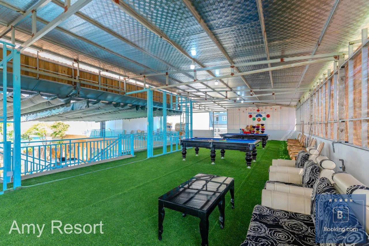 activities & amenities