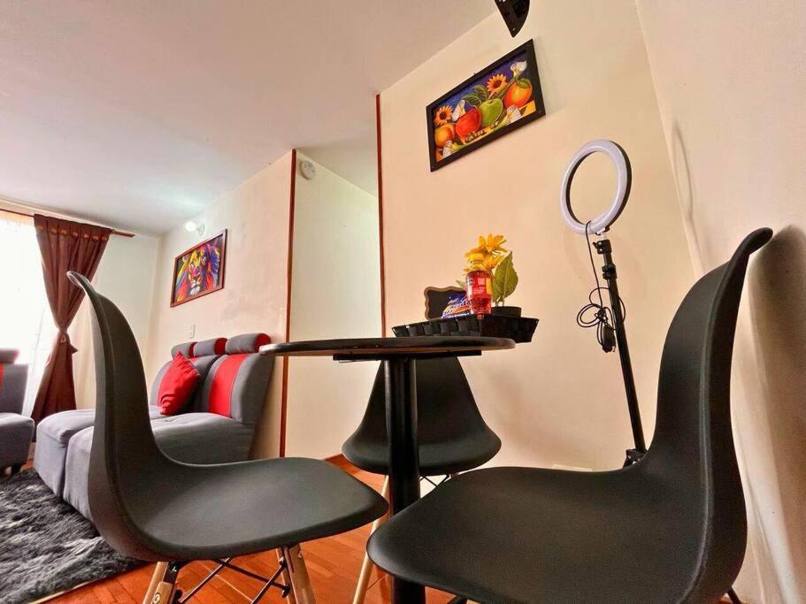 Acogedor Apartamento en zona residencial con vista a la ciudad Wi-Fi 350 Mbps