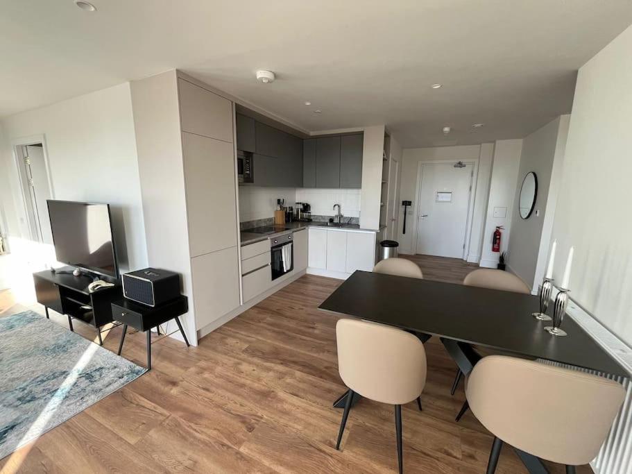 Lovely 2 bedroom apartment Dublin 8