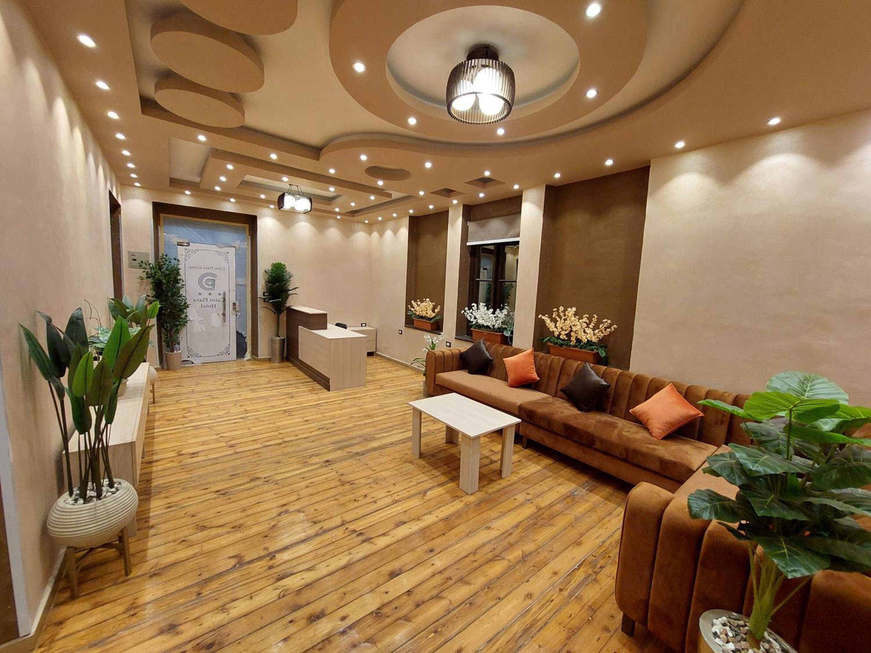 Plaza Group Hotel