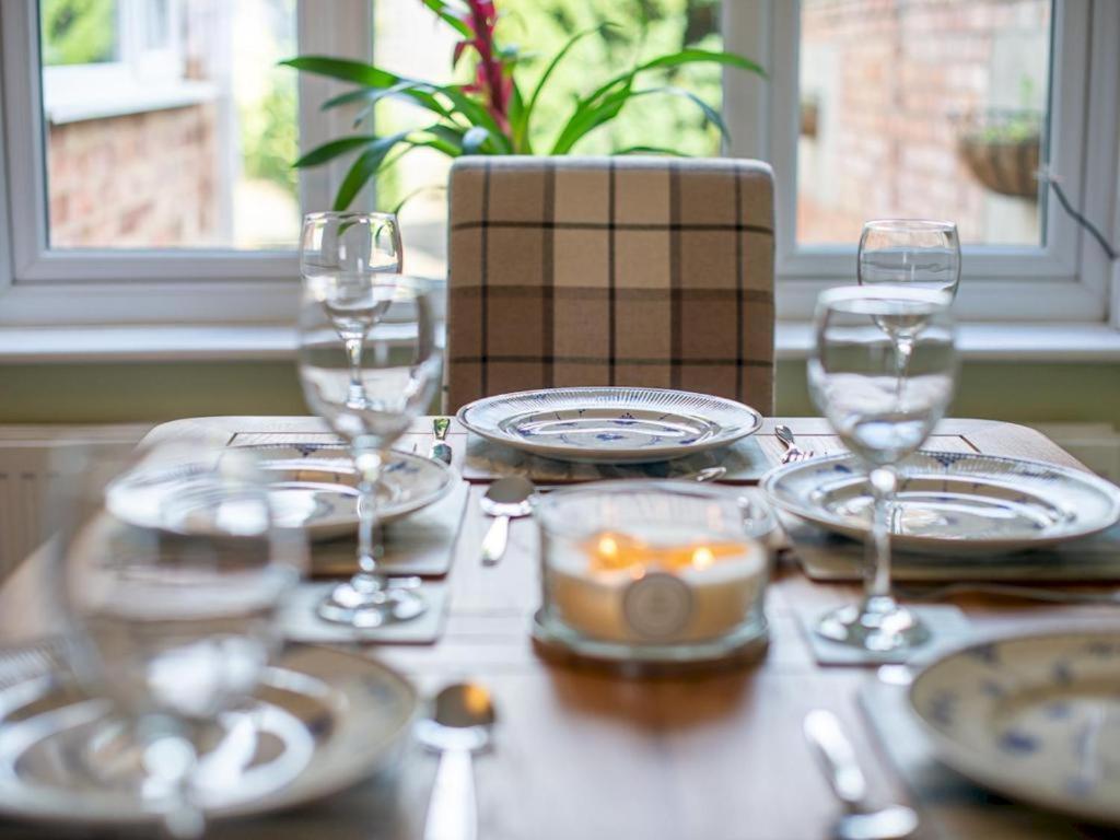 Beautiful Home near Cotswolds - Sleeps 4 view 4