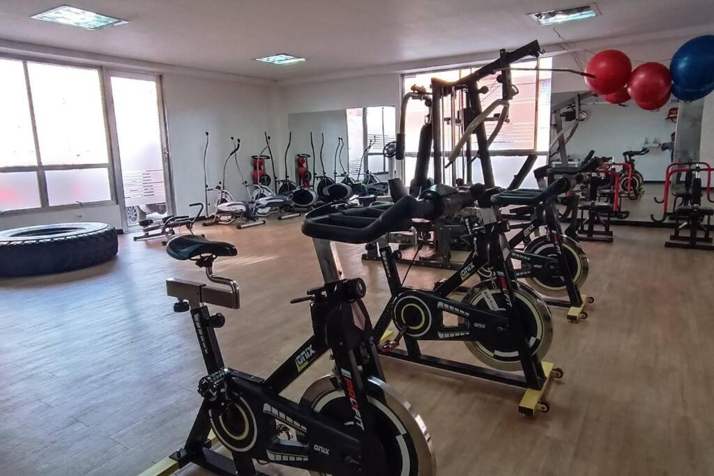 Acogedor Apartamento en zona residencial con vista a la ciudad Wi-Fi 350 Mbps