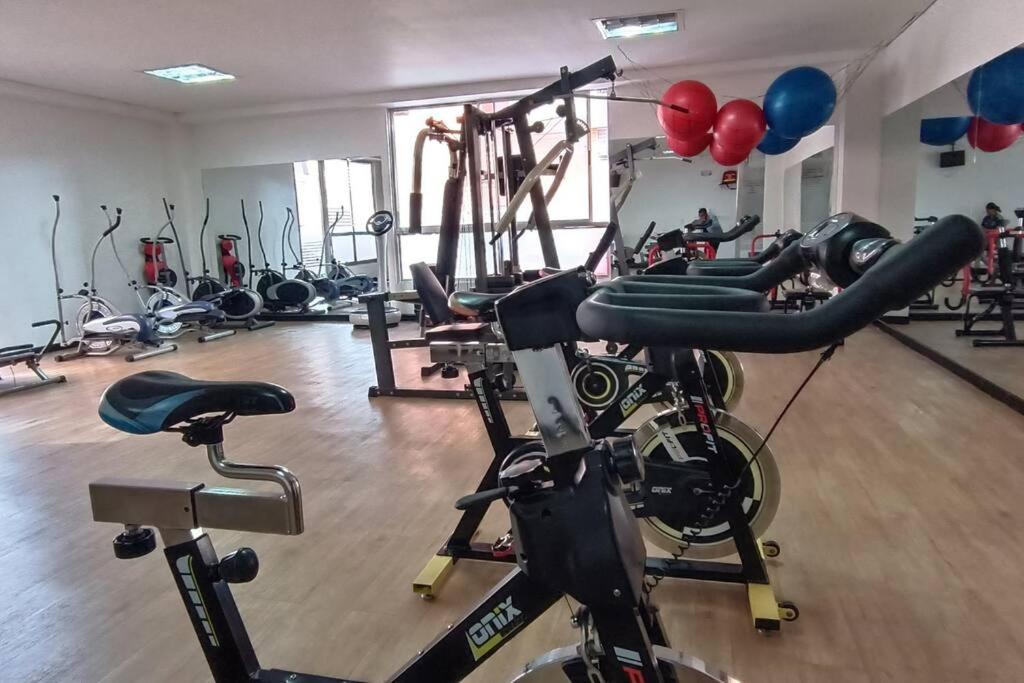 Acogedor Apartamento en zona residencial con vista a la ciudad Wi-Fi 350 Mbps