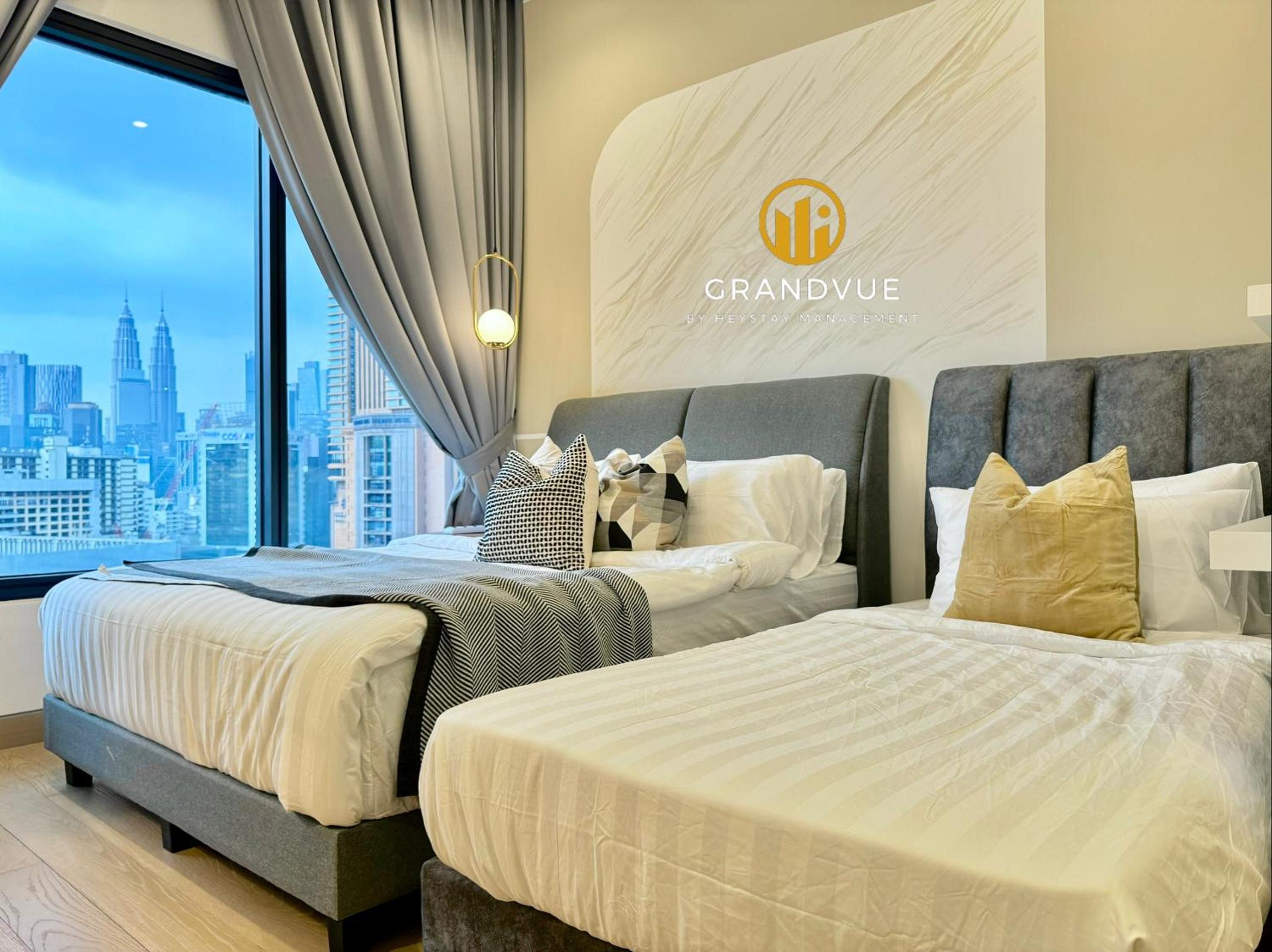 Lucentia BukitBintang KlccView InfinityPool By HeyStay Management