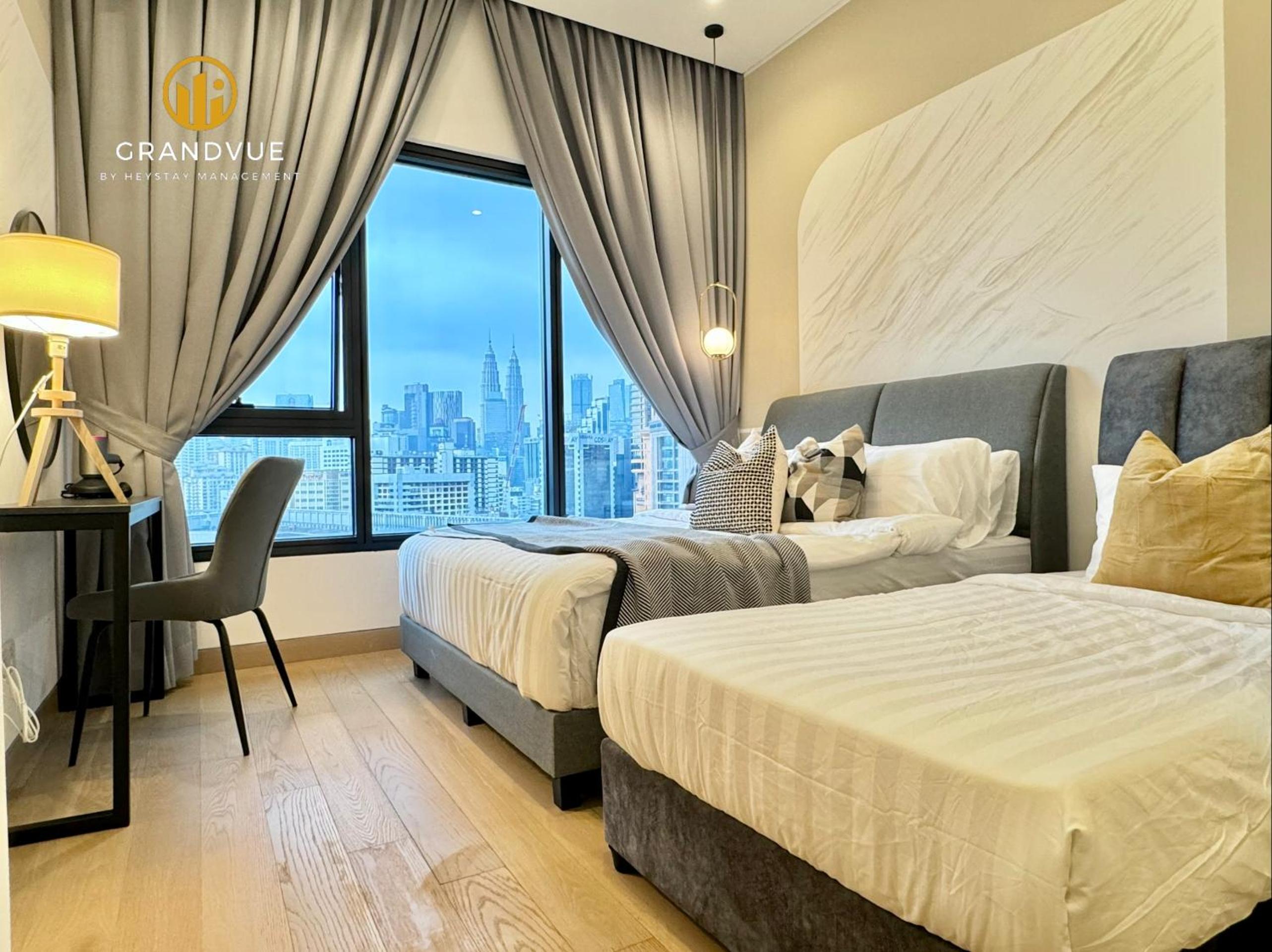 Lucentia BukitBintang KlccView InfinityPool By HeyStay Management