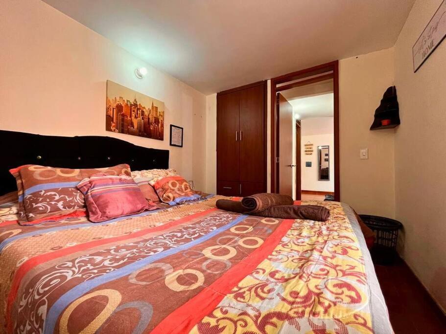 Acogedor Apartamento en zona residencial con vista a la ciudad Wi-Fi 350 Mbps