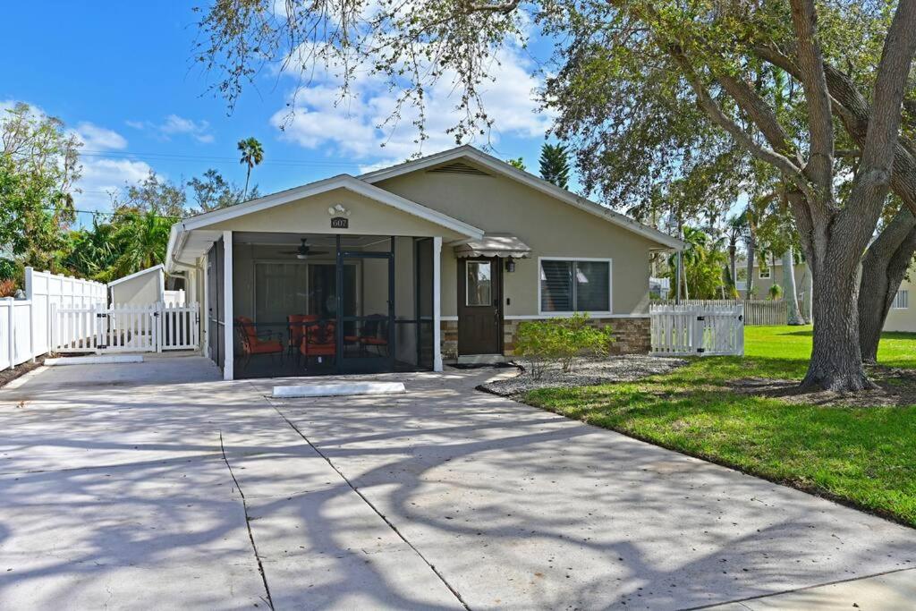 Hotel The Escape by the bay - Image 1