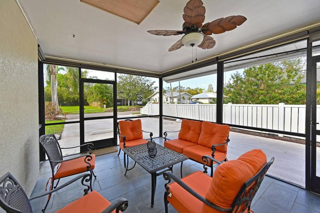 Sunwashed Stone Villa with Pool, Hot Tub & Mini Golf