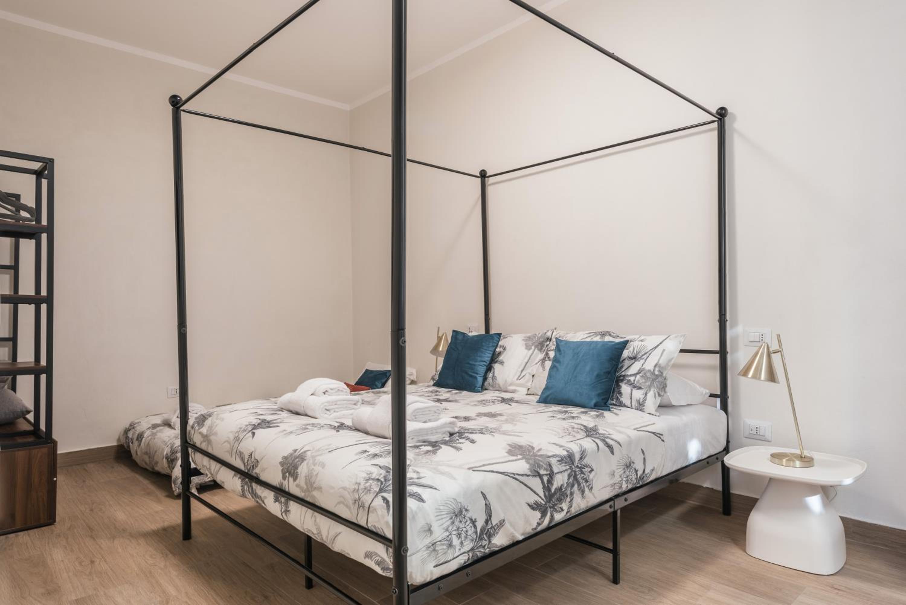 C1 Top Class Apartments, 2 camere delux, max 6 persone distante 15 minuti a piedi da Fontana di Trevi