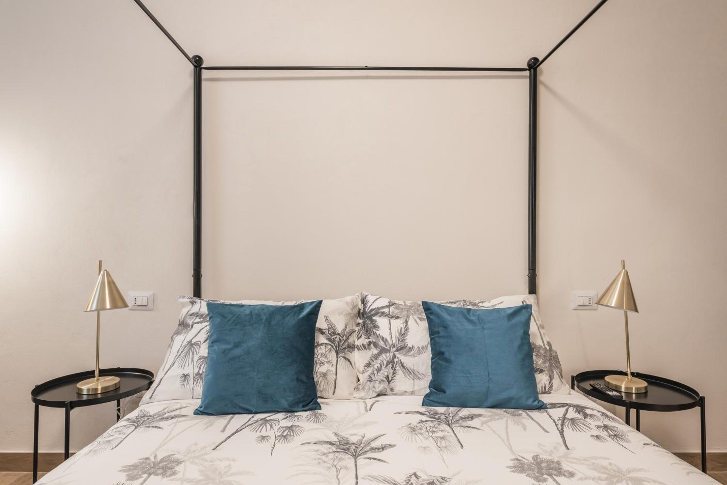 C1 Top Class Apartments, 2 camere delux, max 6 persone distante 15 minuti a piedi da Fontana di Trevi
