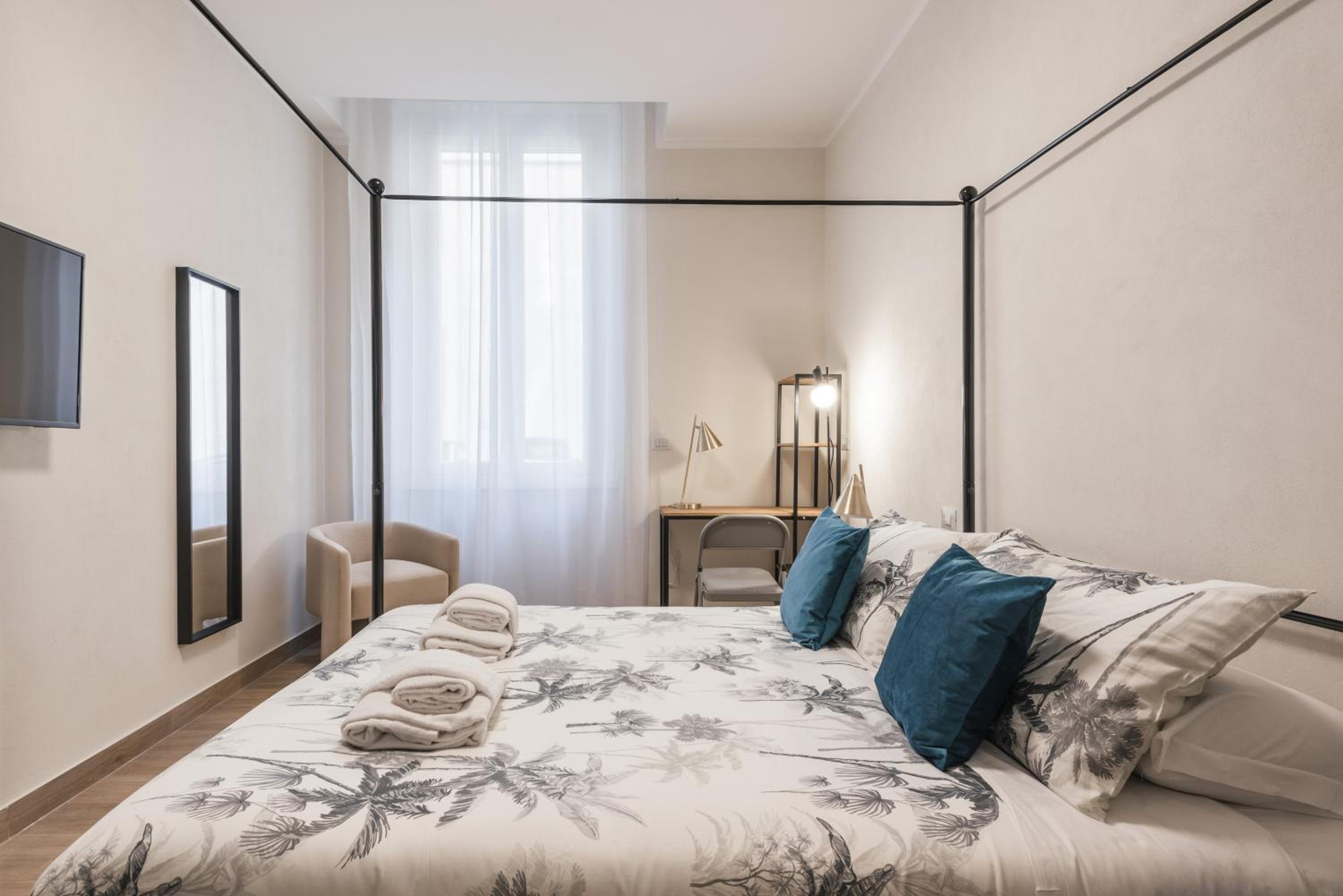C1 Top Class Apartments, 2 camere delux, max 6 persone distante 15 minuti a piedi da Fontana di Trevi
