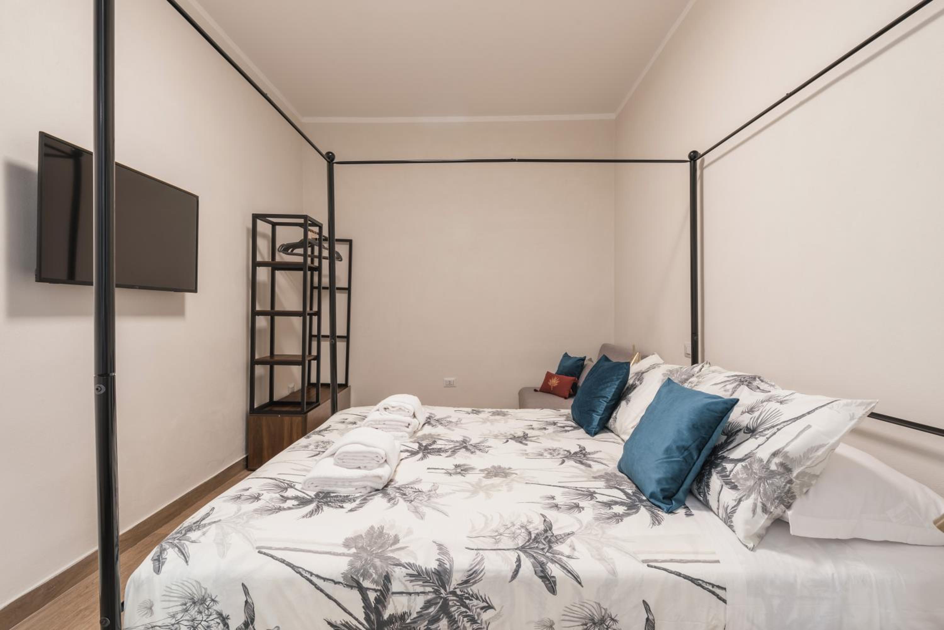 C1 Top Class Apartments, 2 camere delux, max 6 persone distante 15 minuti a piedi da Fontana di Trevi