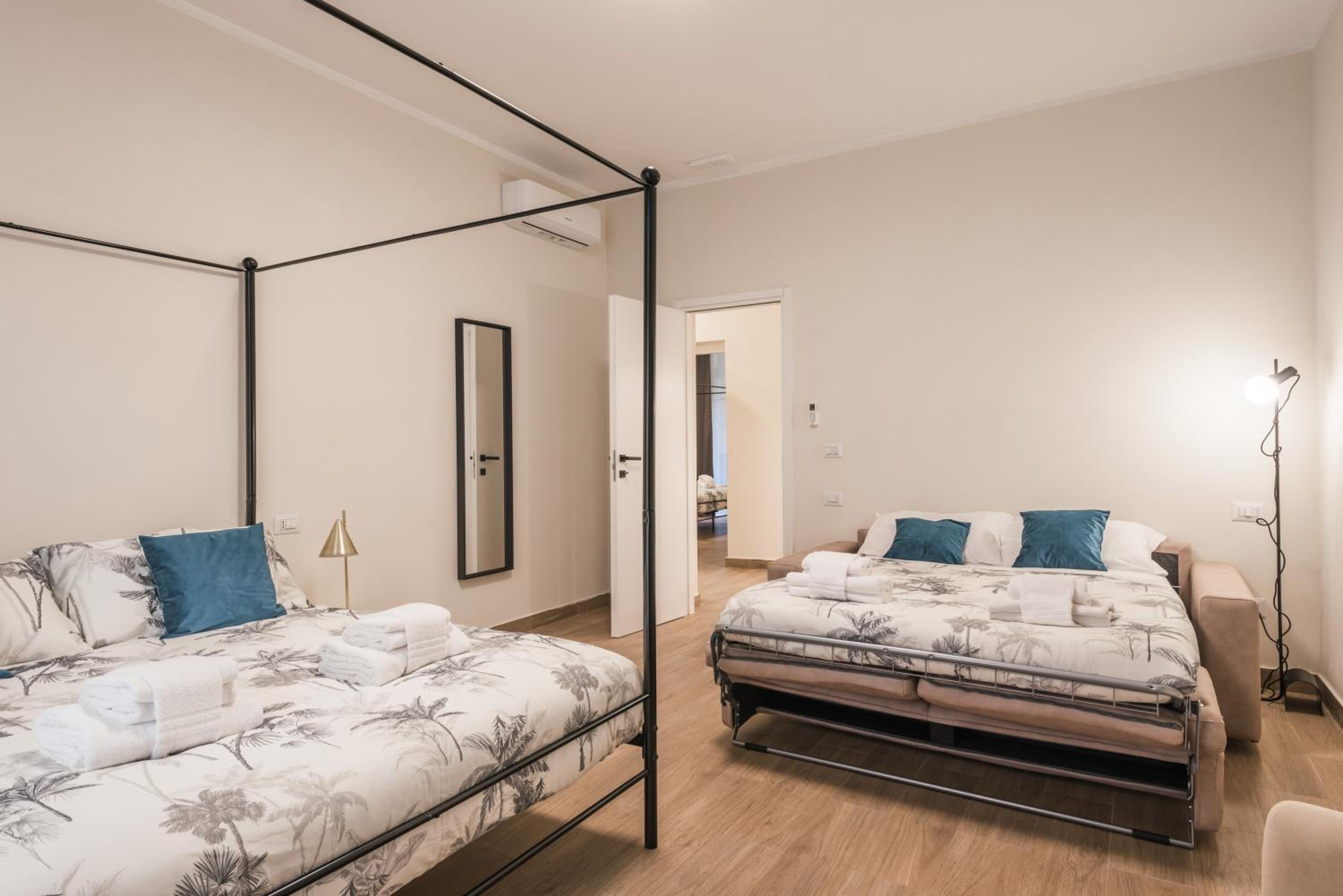 C1 Top Class Apartments, 2 camere delux, max 6 persone distante 15 minuti a piedi da Fontana di Trevi
