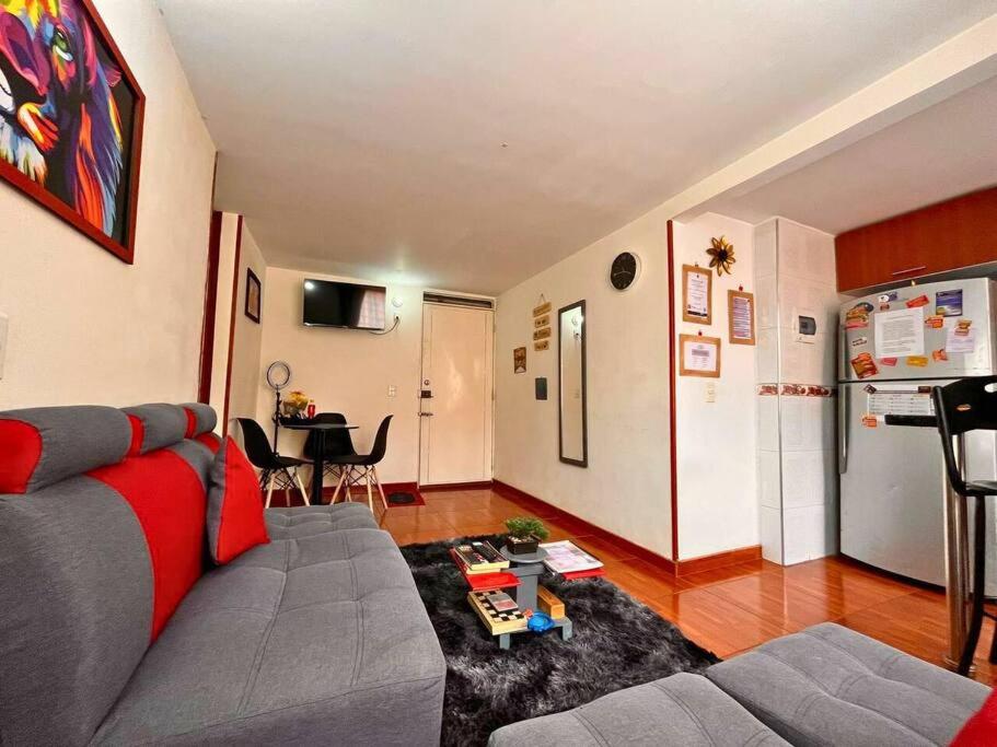 Acogedor Apartamento en zona residencial con vista a la ciudad Wi-Fi 350 Mbps