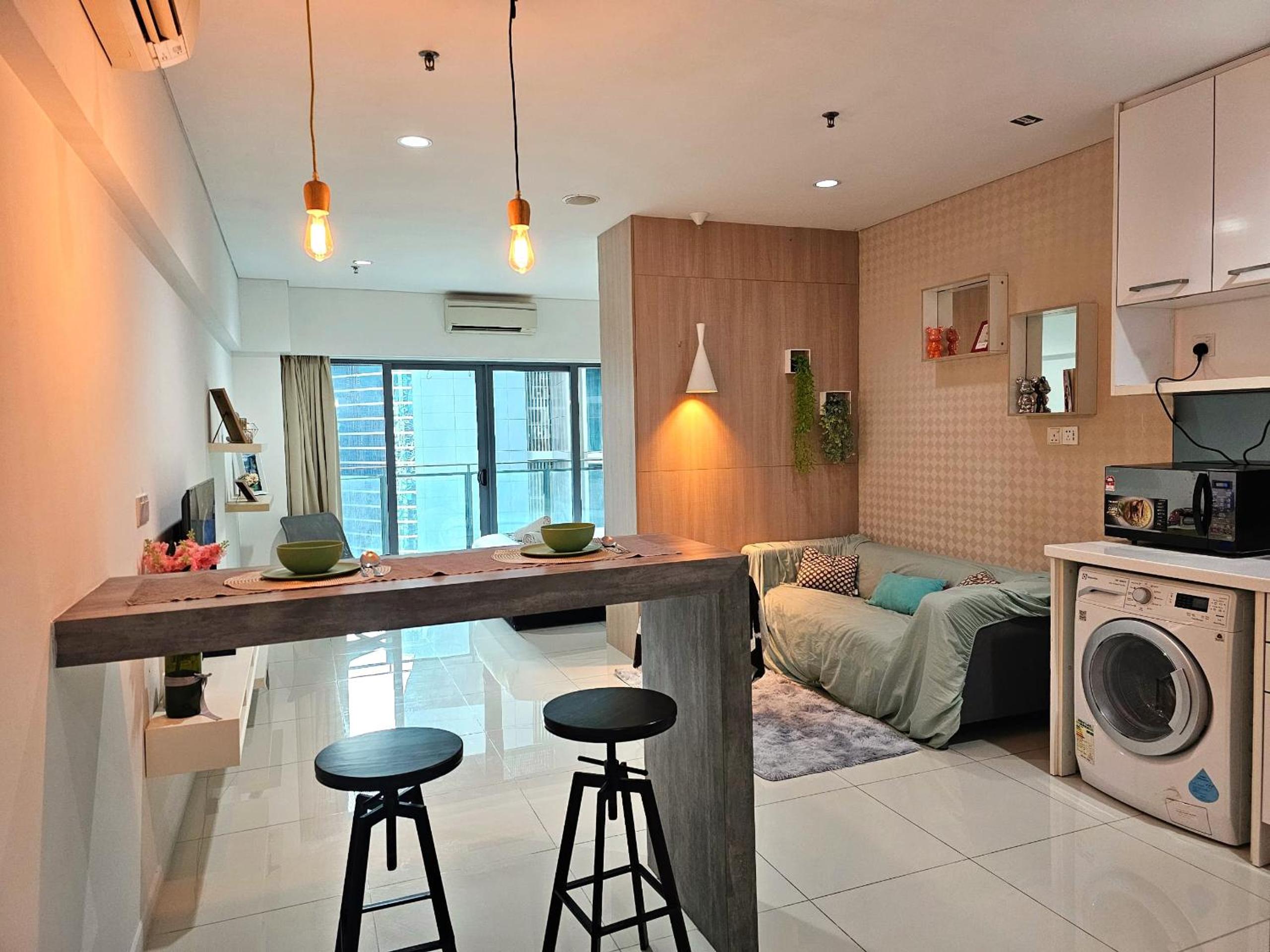 Mercu Summer Suites By C