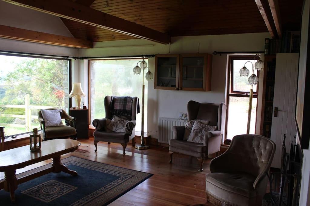 Letterkenny Vacations - Private Thatched Cottage - with views - Property Image 11