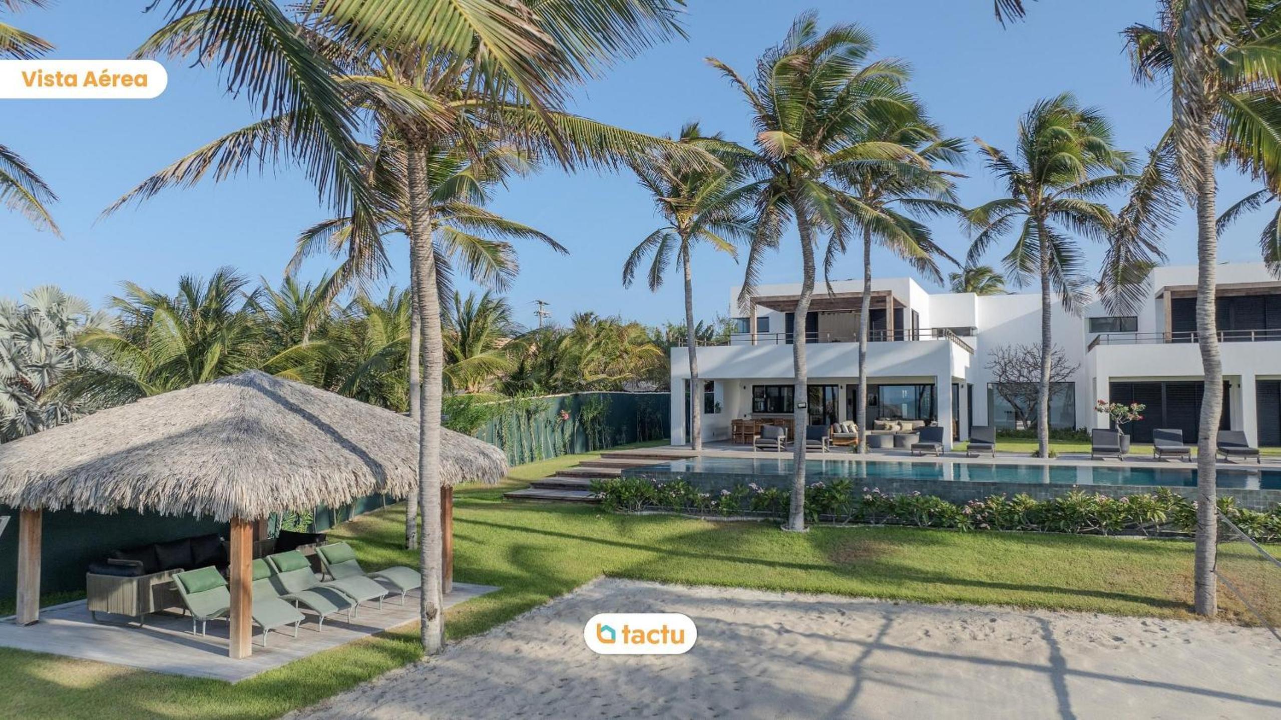 Vila Juriti: Luxury Beachfront in Fortim