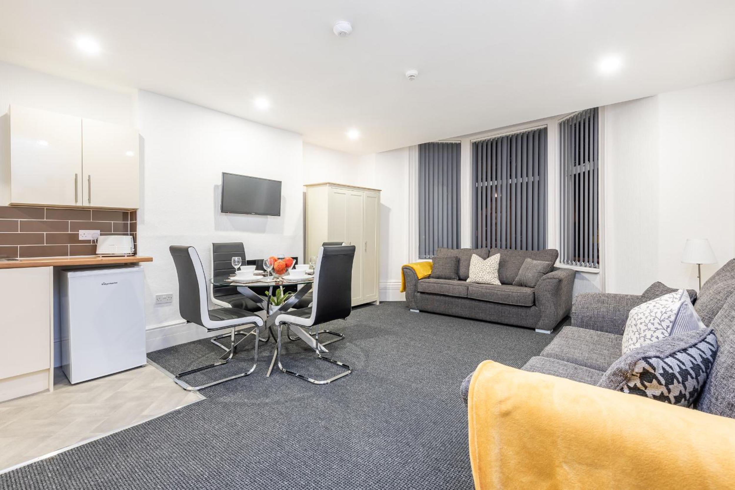 Velvet Coaster Apartments view 5