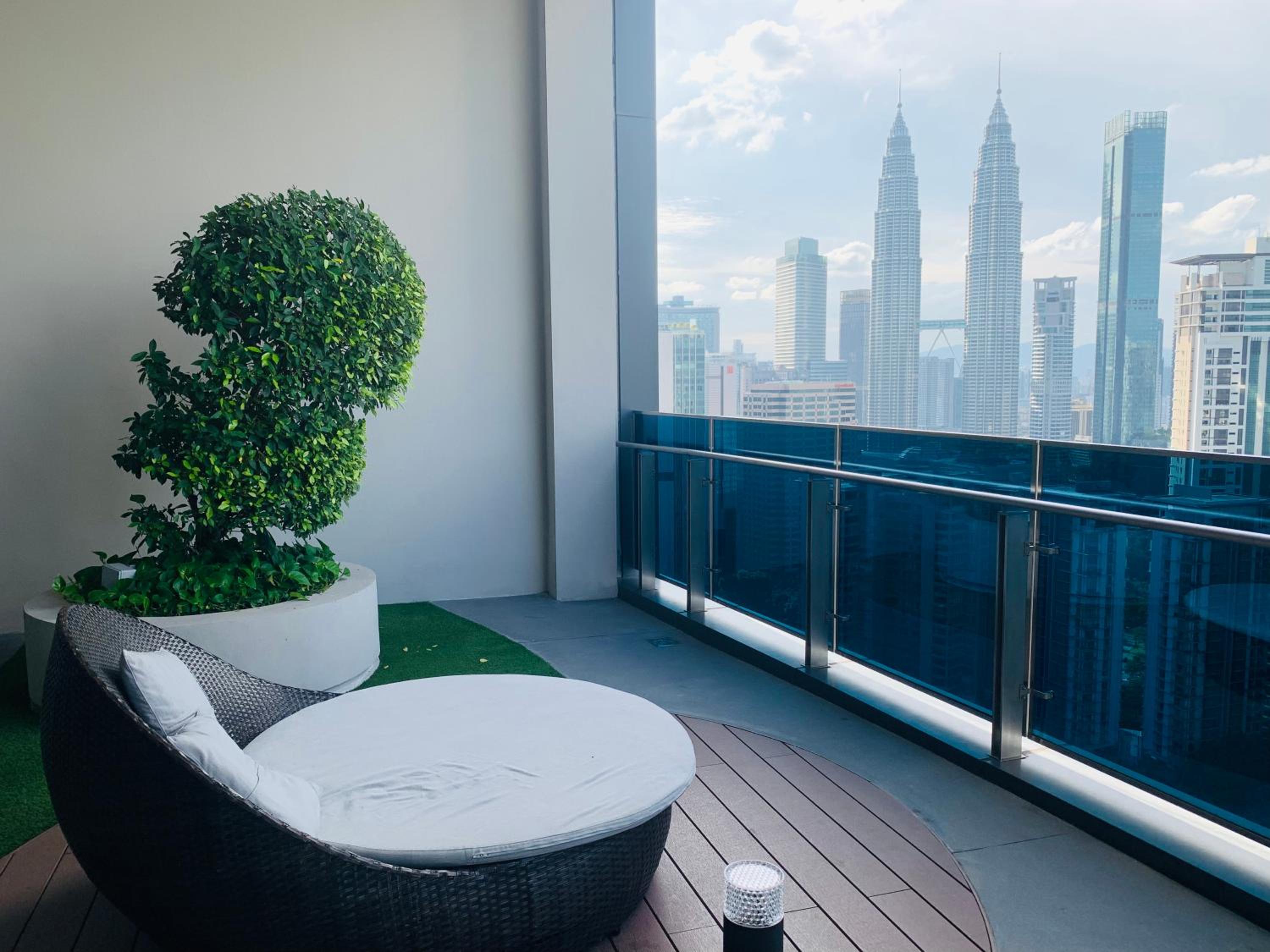 EATON Residence At KLCC by Arman