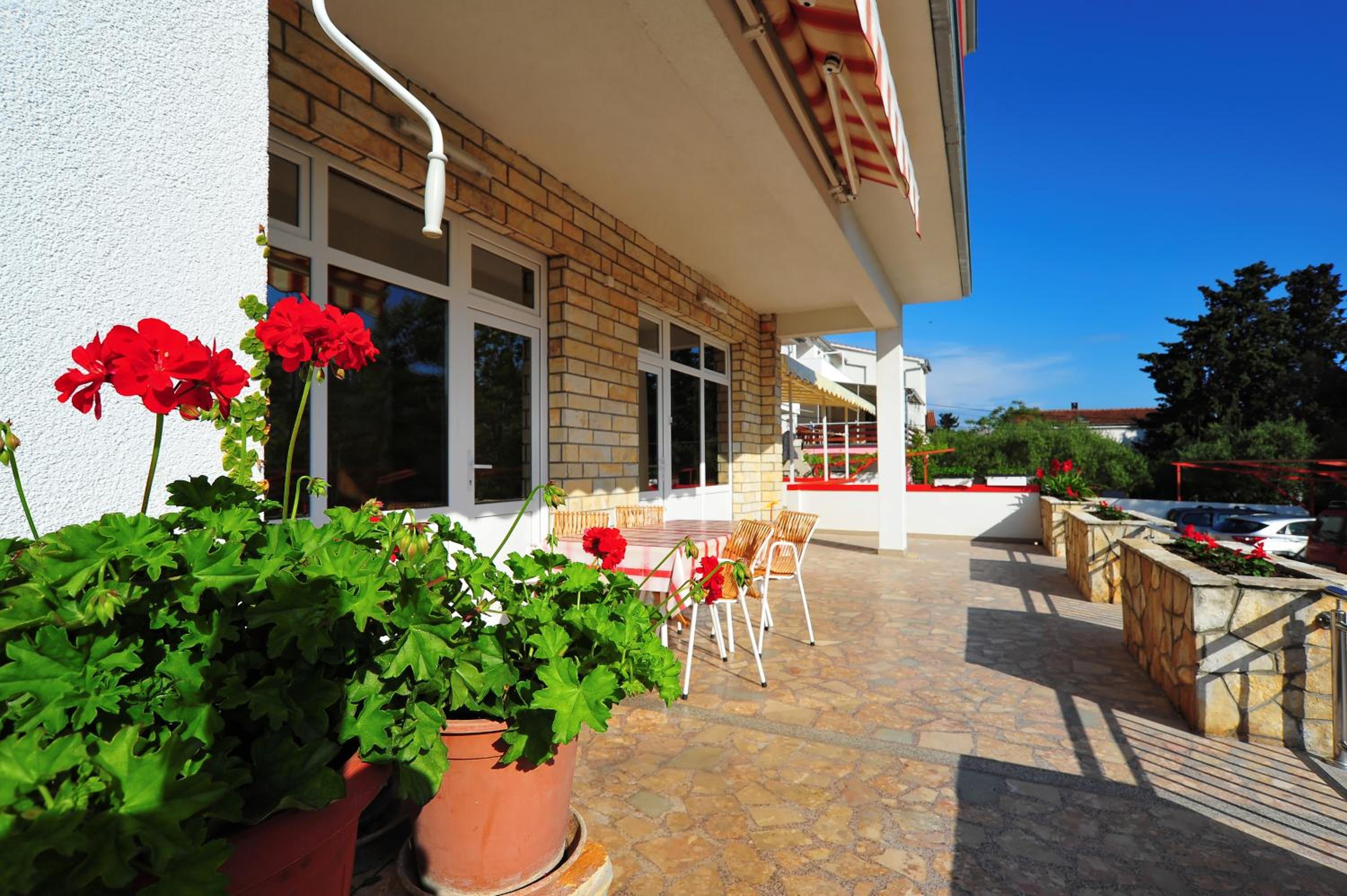 Apartments Rasin