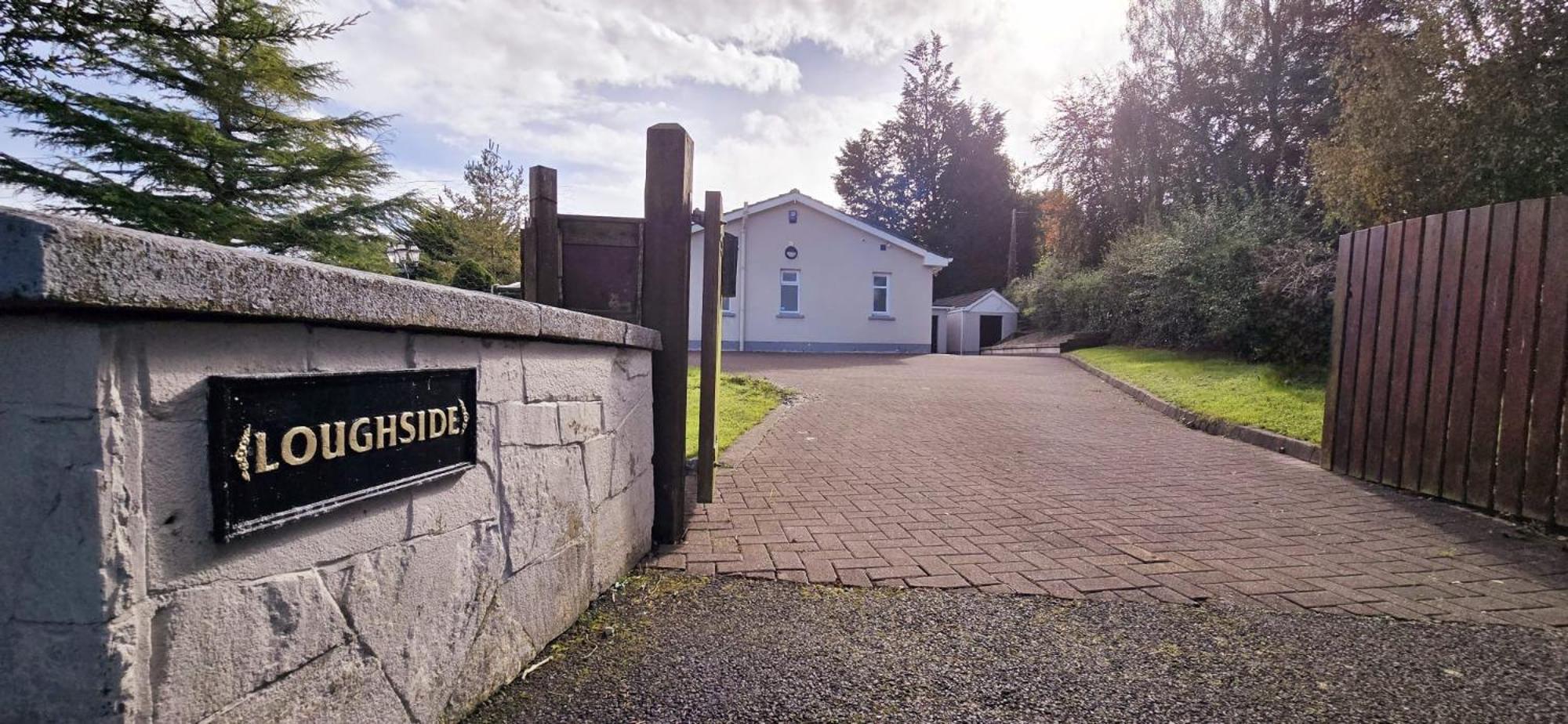 Loughside Lodge - Fermanagh 5 bed waterside bungalow view 2
