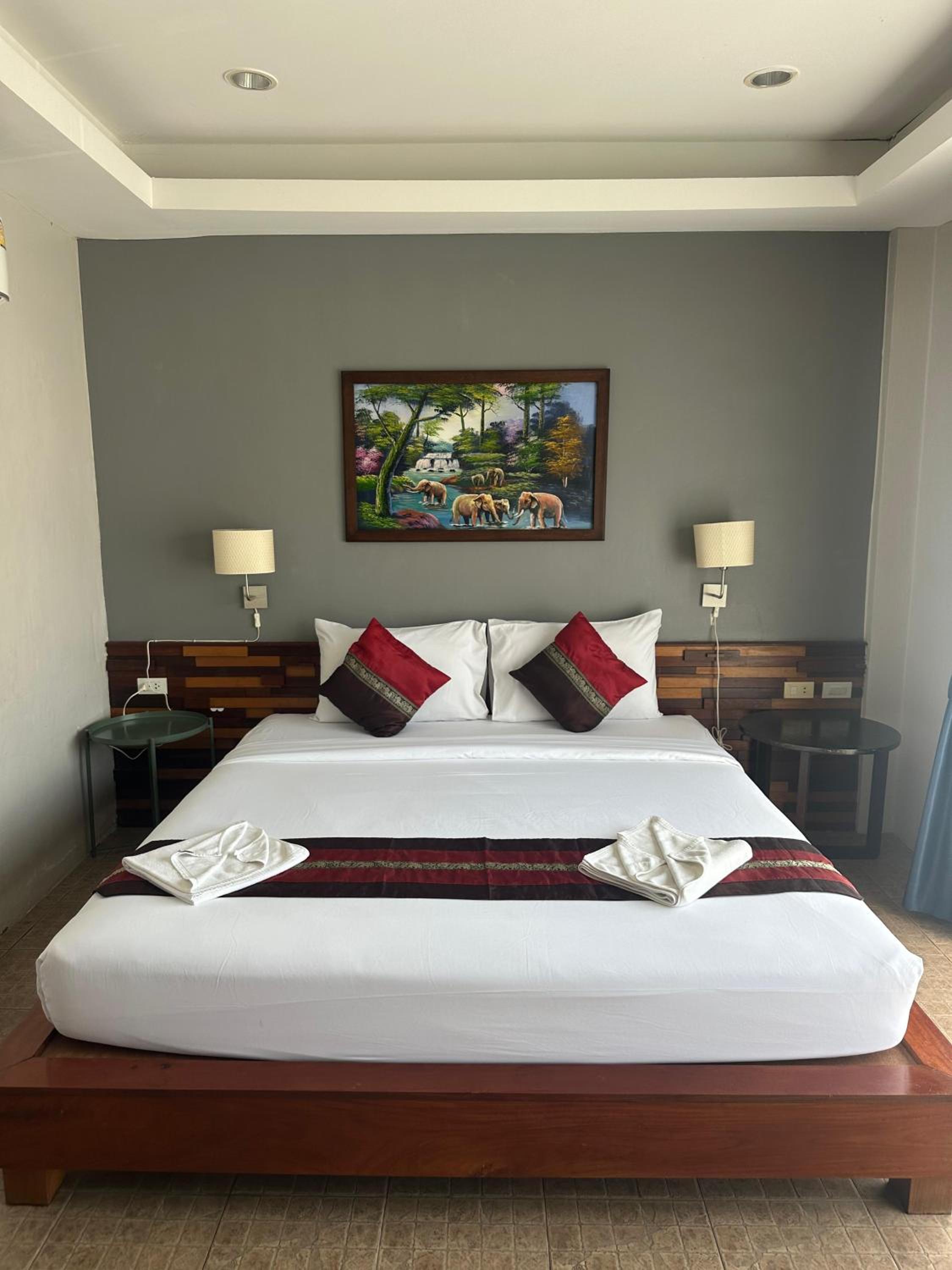 SawasdeeCiao Patong Guesthouse